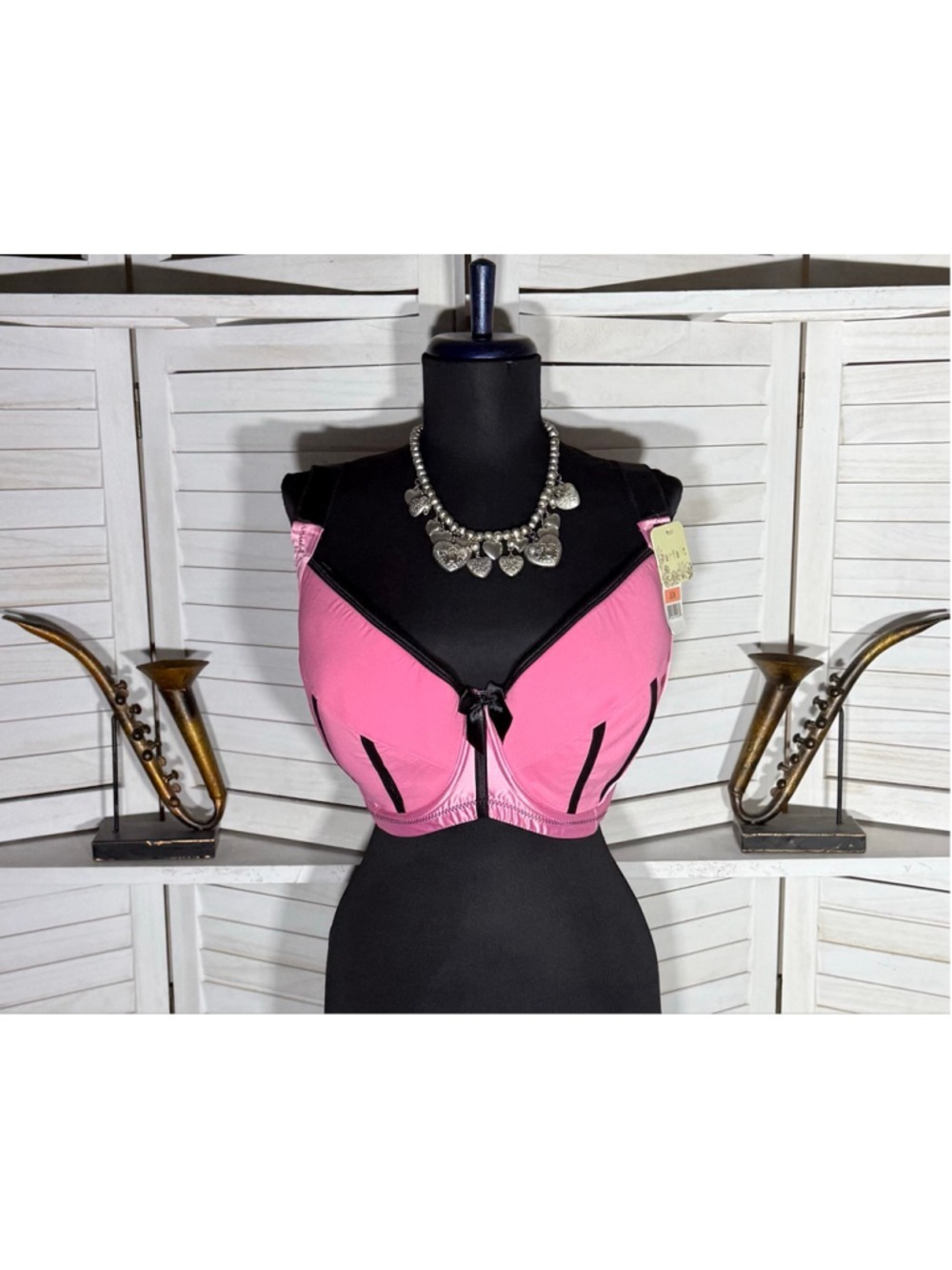 NWT padded extra support bra special rare size 30K underwire hot pink unique
